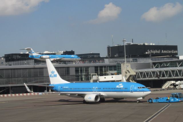Boeing 737-700 (PH-BCD)