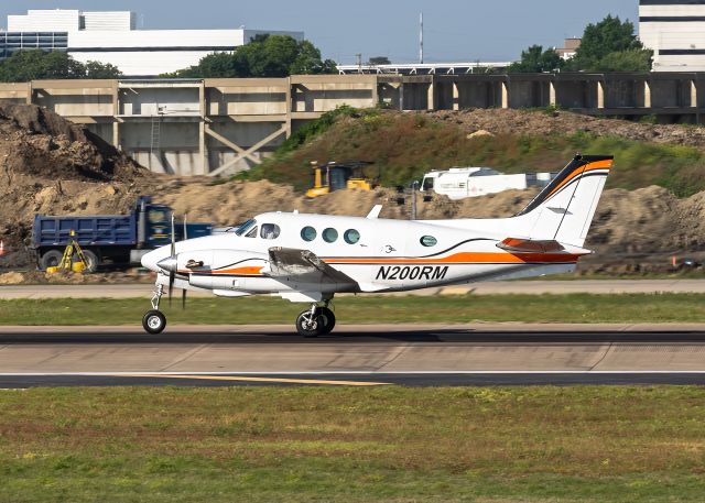 Beechcraft King Air 90 (N200RM) - King Air C-90 departing DAL.