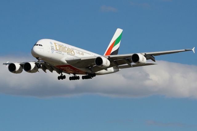 Airbus A380-800 (A6-EED)