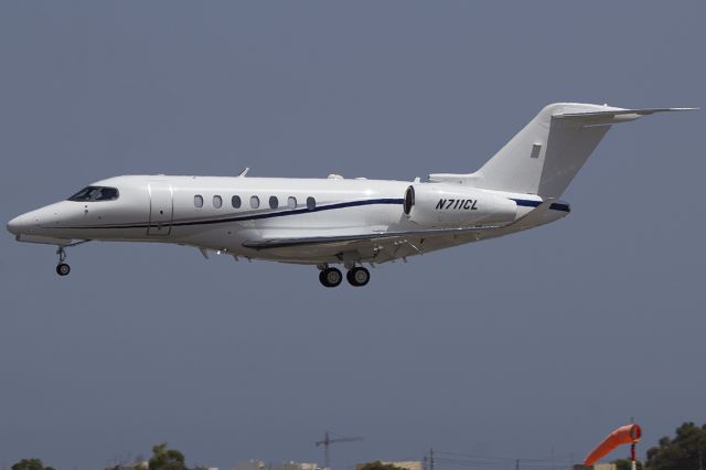 Cessna Citation Longitude (N711CL)