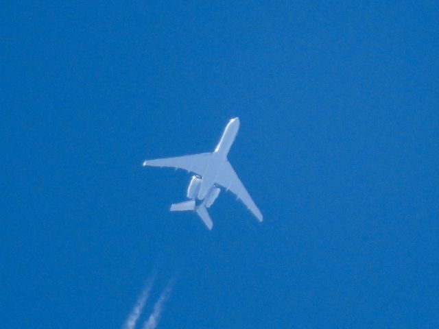 Bombardier Global 5000 (N37LP) - COE-br /09/11/22