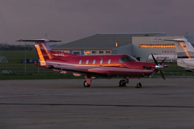 Pilatus PC-12 (HB-FPS) - pc12