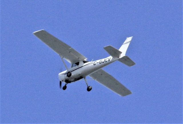 C-GJCV — - C-GJ CV CESSNA 150M AEROCLUB de MONTREAL INC. survolant la ville de Lavaltrie  QC. le 10-05-2022 à 15:21