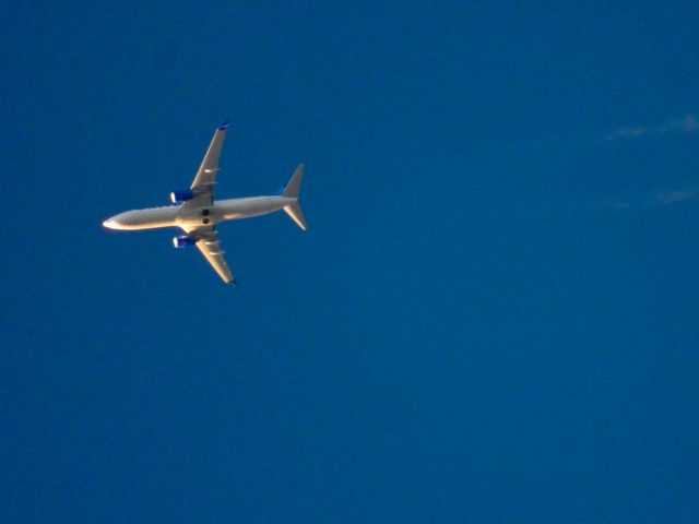 Boeing 737-800 (N18220) - UAL641br /EWR-PHXbr /09/13/21