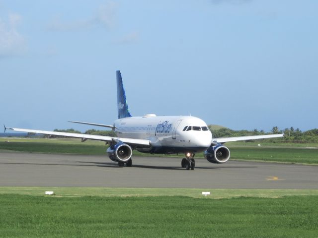 Airbus A320 (N521JB)