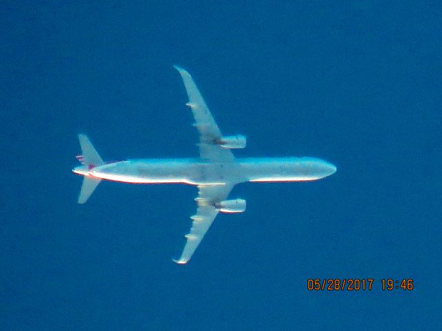 Airbus A321 (N107NN)