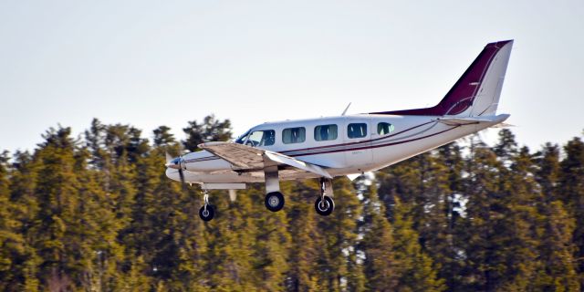 Piper Navajo (ET870)