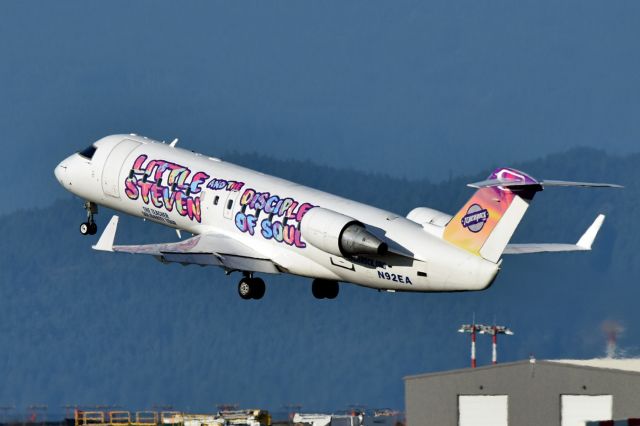 Canadair Regional Jet CRJ-200 (N92EA) - Chartered by the Little Steven and special livery