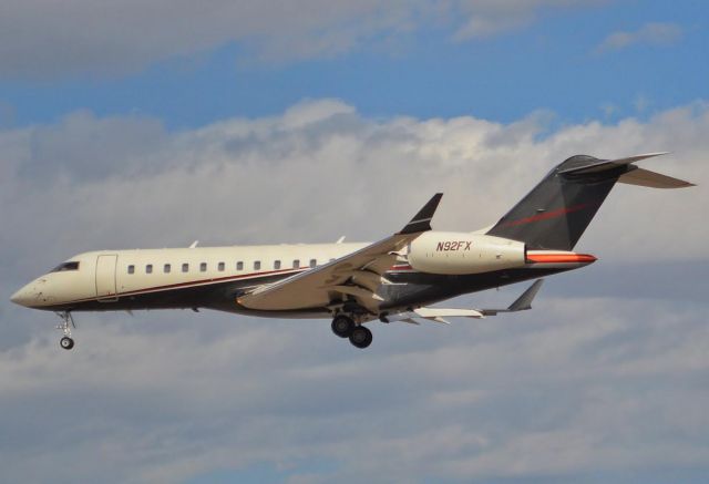 Bombardier Global Express (N92FX)