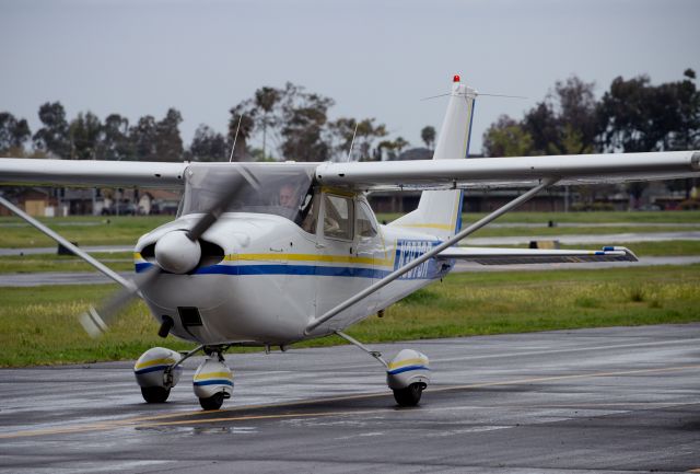 Cessna Skyhawk (N3873R)