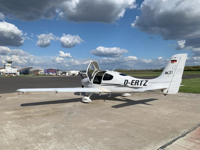 Cirrus SR-20 (D-ERTZ)