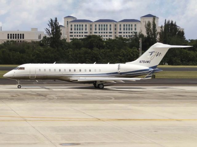 Bombardier Global Express (N754WC)