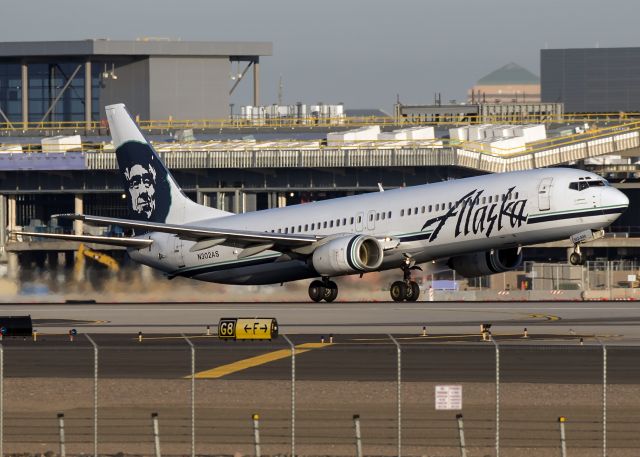 Boeing 737-900 (N302AS)