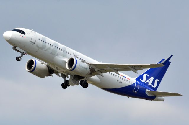 Airbus A320neo (EI-SIM)