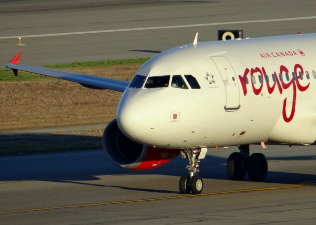 Airbus A319 (C-GKOB)