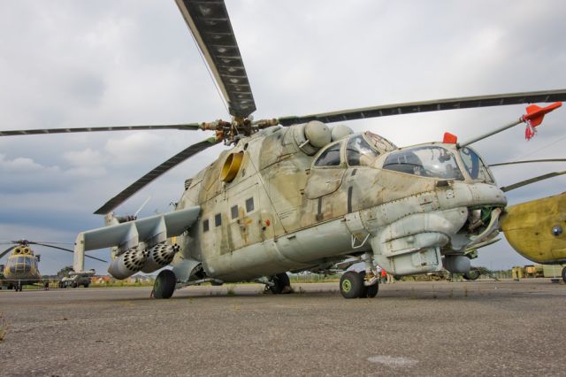 MIL Mi-25 (N5211)