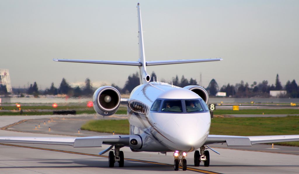 IAI Gulfstream G200 (N819AP)