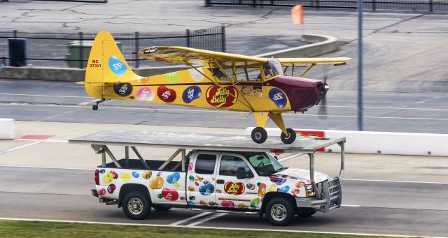 INTERSTATE S-1 (NC37361) - Kent Peitsch landing on the Jelly Belly truck at the Airshow Atlanta of 2019