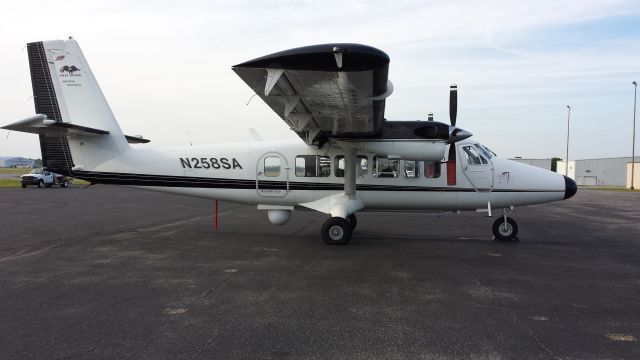 De Havilland Canada Twin Otter (N258SA)