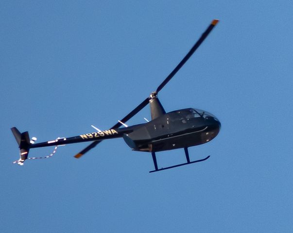 Robinson R-44 (N929WA)