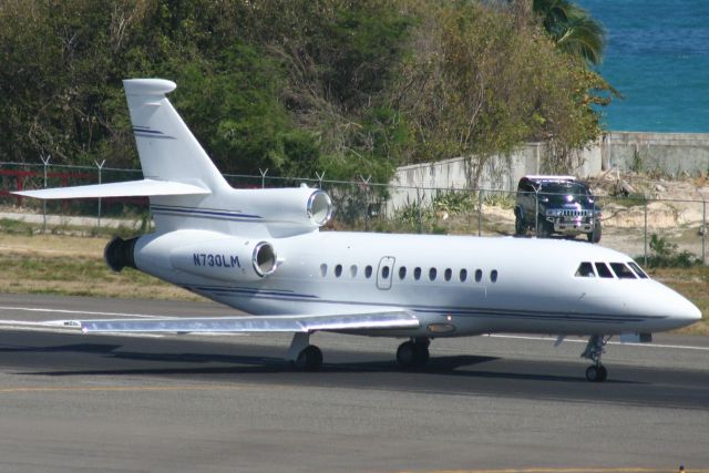 Dassault Falcon 900 (N730LM)