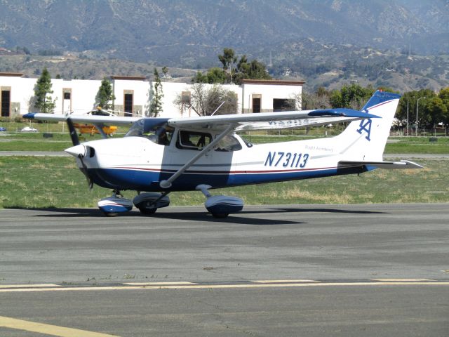 Cessna Skyhawk (N73113) - Taxiing to RWY 8R