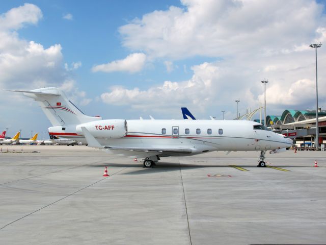 Bombardier Challenger 300 (TC-AFF) - Sabiha Gökçen airport, Istanbul, Turkey | 15 SEP 2014.