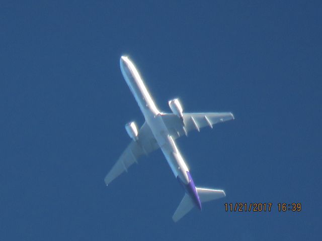 Boeing 757-200 (N782FD)