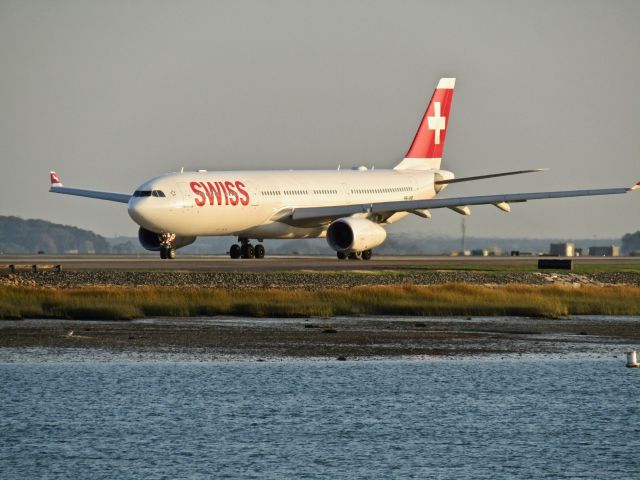 Airbus A330-300 (HB-JHE) - (10/9/2018)