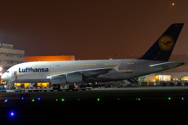 Airbus A380-800 (D-AIMM)