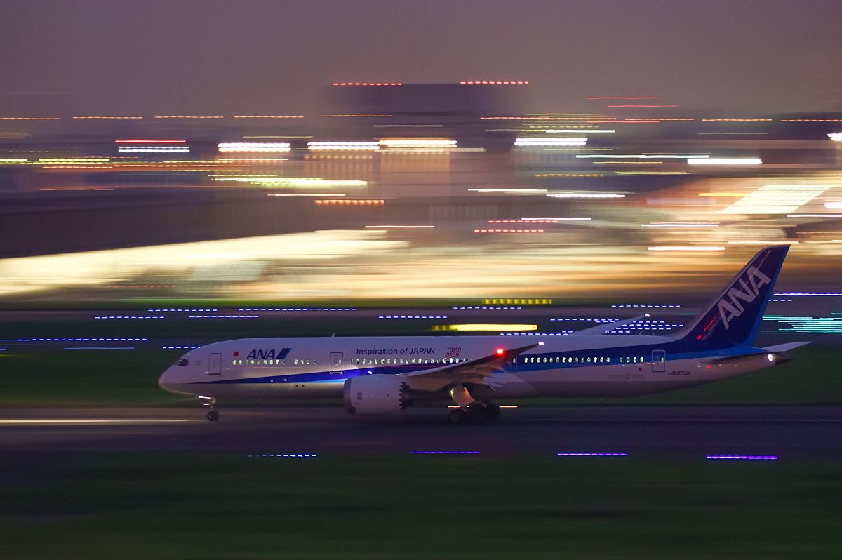 Boeing 787-9 Dreamliner (JA830A)