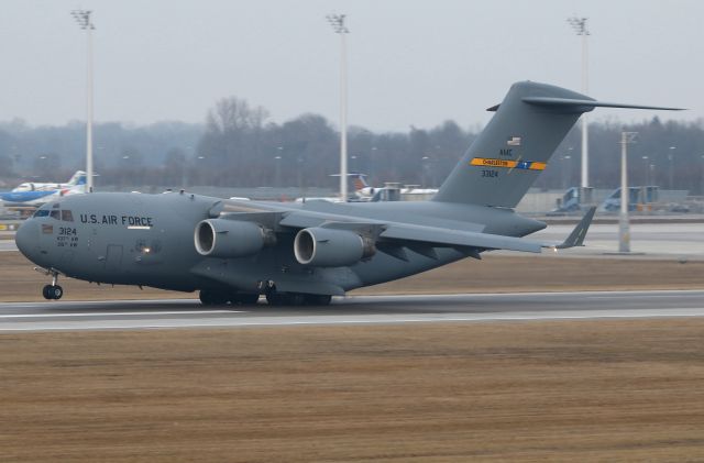 Boeing Globemaster III (03-3124)