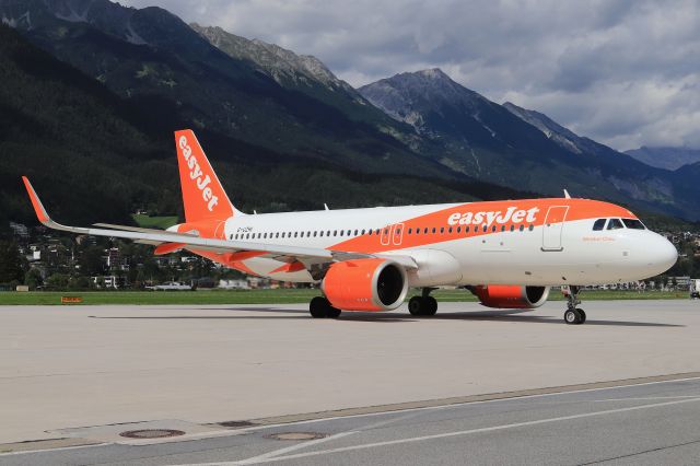 Airbus A320neo (G-UZHI)