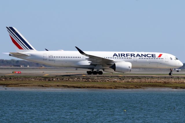 Airbus A350-900 (F-HUVC)