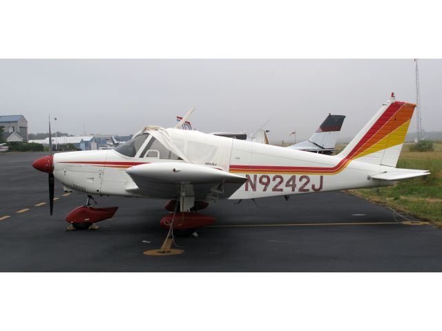 Piper Cherokee (N9242J)