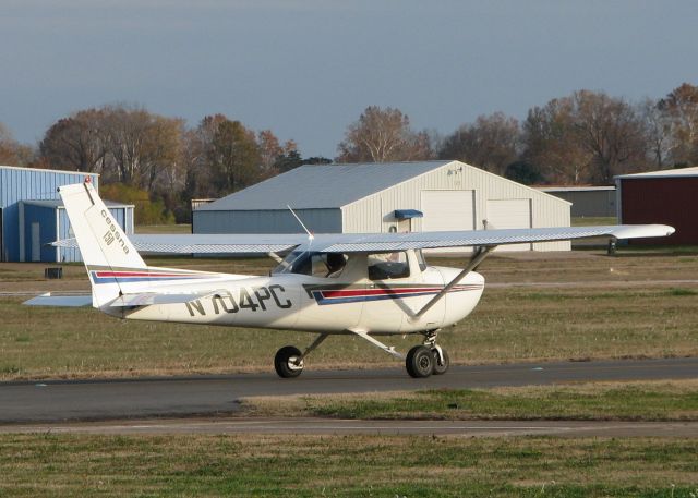 Cessna Commuter (N704PC) - Taxiing at Downtown Shreveport.