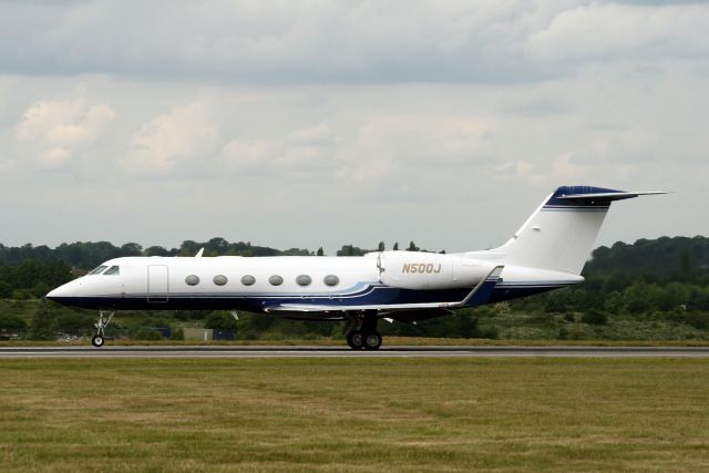 Gulfstream Aerospace Gulfstream IV (N500J) - Departing R26 bound for EICK on 24-Jun-10.