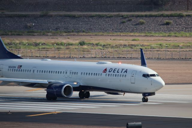 Boeing 737-900 (N840DN)