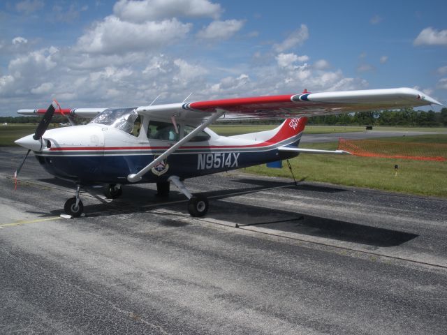 Cessna Skylane (N9524X)