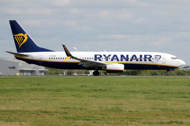 Boeing 737-800 (G-RUKN) - Departing rwy 22 on 11-Apr-24 operating flight RUK9860 to GMMI.