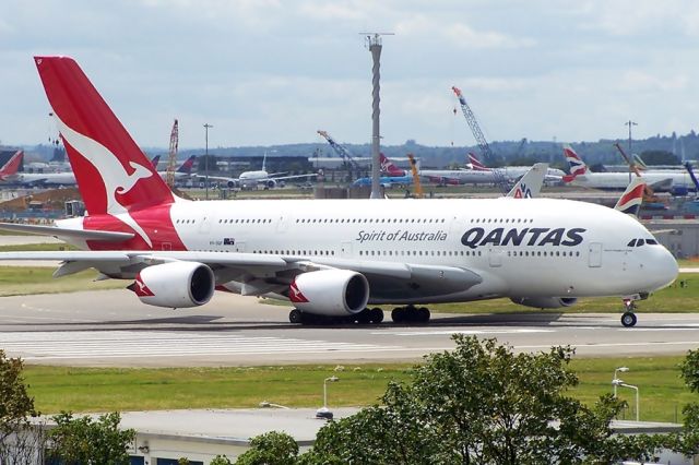 Airbus A380-800 (VH-OQF)