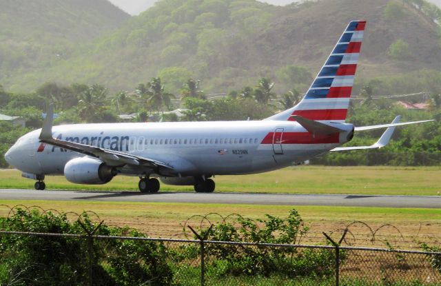 Boeing 737-900 (N834DN)