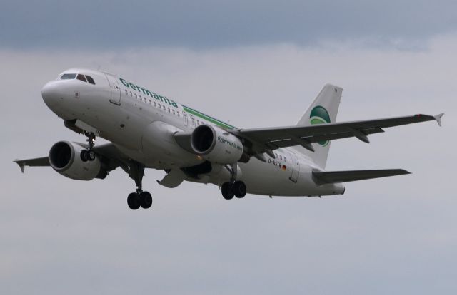 Airbus A319 (D-ASTR)