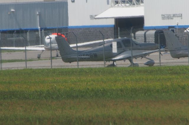 Cirrus SR-22 (N528M)