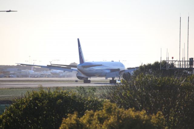 BOEING 777-300ER (JA797A)