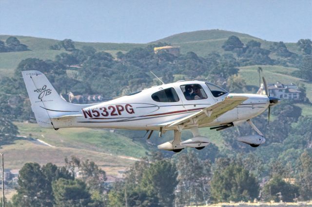 Cirrus SR-20 (N532PG) - Cirrus SR-20 departs Livermore Municipal Airport (CA). April 2021.