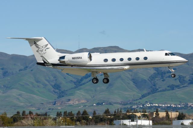 Gulfstream Aerospace Gulfstream IV (KFB605)