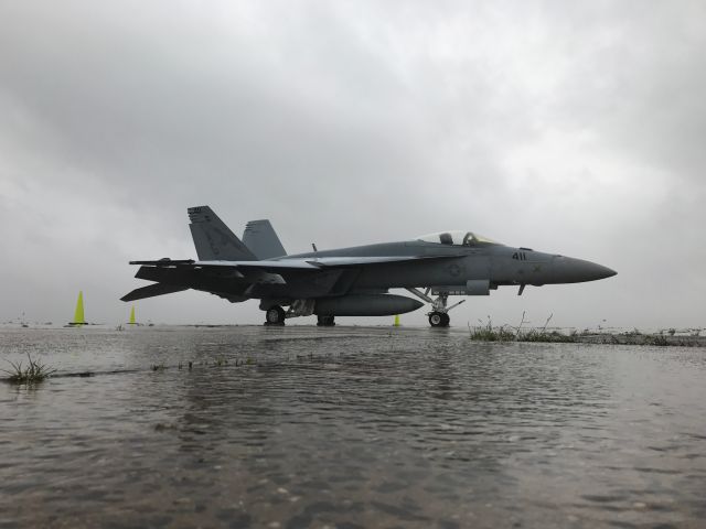 WALLERKOWSKI Hornisse — - Super Hornet on rainy ramp at KFOK 