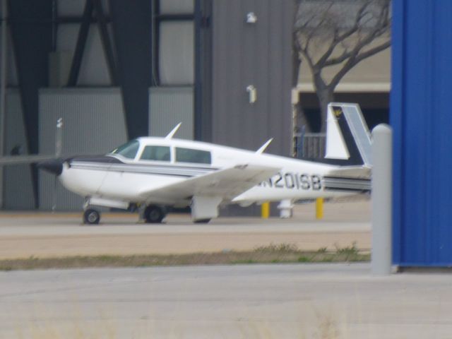 Mooney M-20 (N201SB)