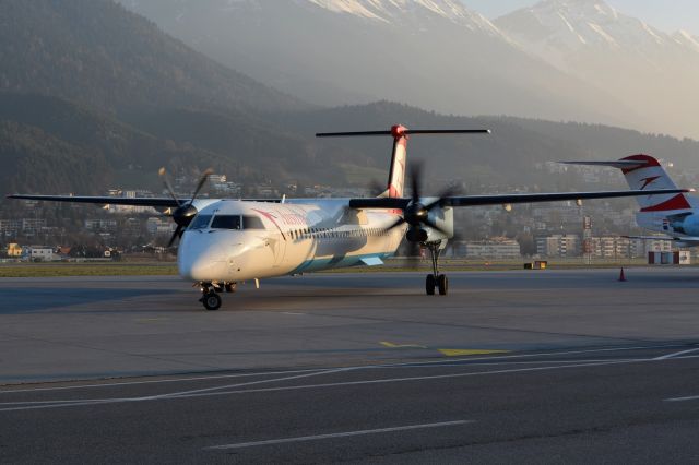 de Havilland Dash 8-400 (OE-LGF)